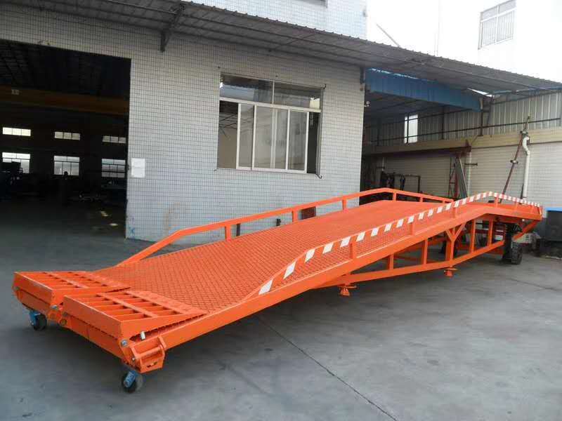 白沙装卸登车桥