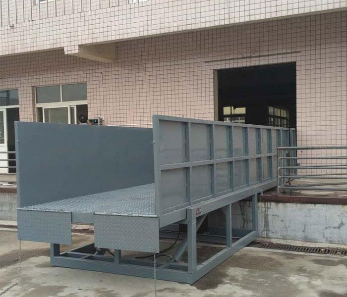 白沙升降卸猪台
