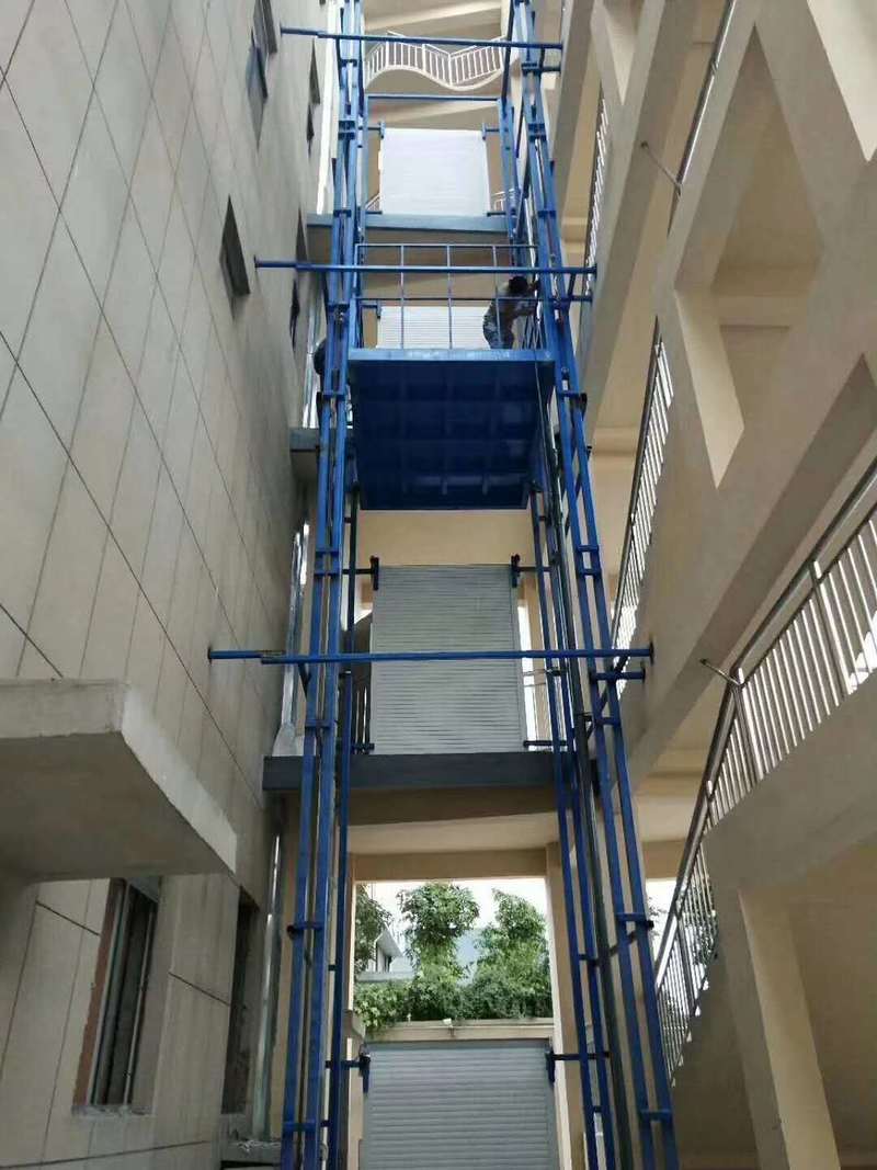白沙户外货梯