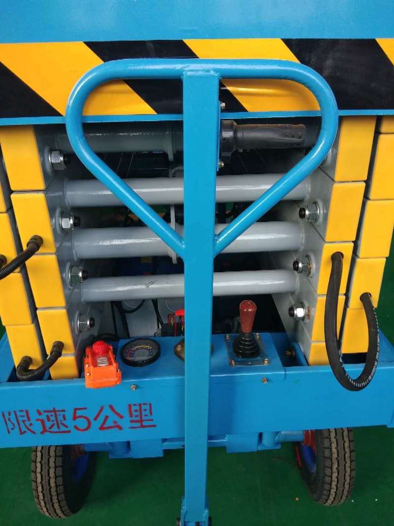 白沙辅助行走式升降平台
