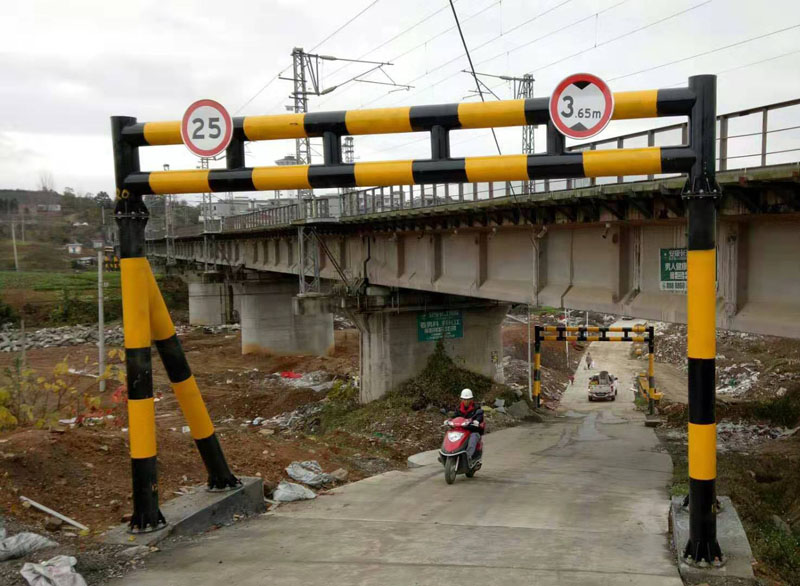 白沙液压限高架