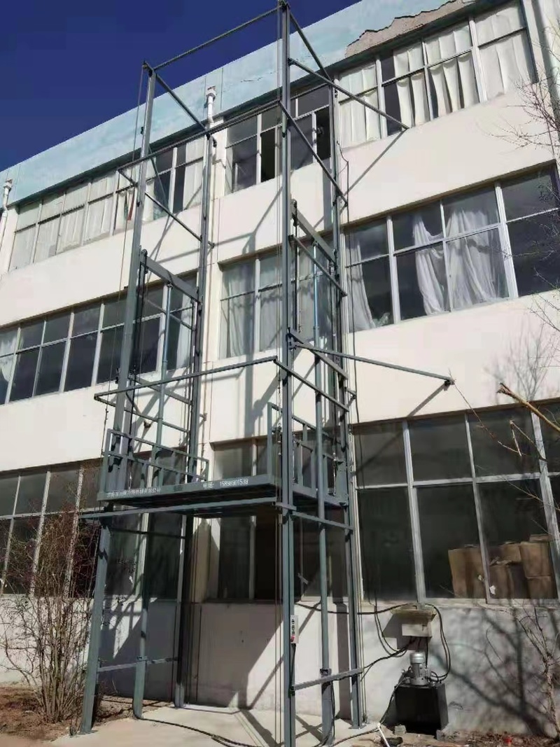 白沙室外贴墙货梯